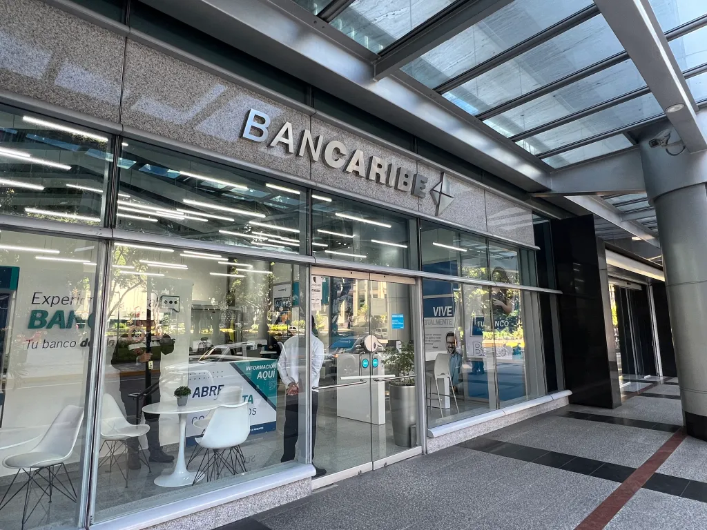 La Experiencia Digital Bancaribe llega a la Oficina de La Castellana